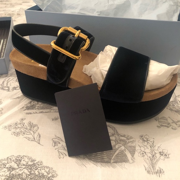 Prada sandals - Picture 2 of 4